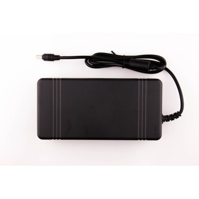 Блок питания для ноутбука Toshiba 19V 12A (5.5x2.5)