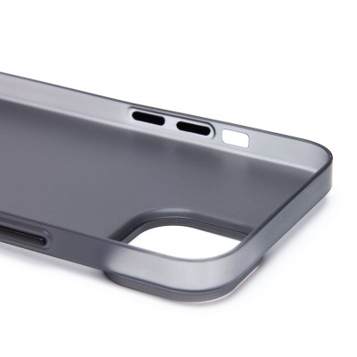 Чехол-накладка для iPhone 13 (матово-прозрачный/черный) PC091