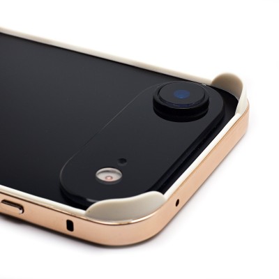 Чехол-бампер - металлический с силиконовыми бортами для Apple iPhone 17 Air (Облачно-белый)