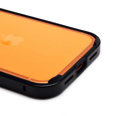 Чехол-бампер - металлический с силиконовыми бортами для Apple iPhone 17 (Черный)