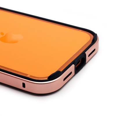 Чехол-бампер - металлический с силиконовыми бортами для Apple iPhone 17 (Розовое золото)