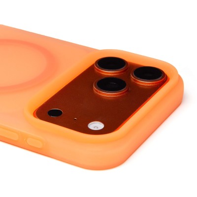 Чехол-накладка для Apple iPhone 17 Pro Max (Оранжевый) SM042 SafeMag Чехол-накладка для Apple iPhone 17 Pro Max (Оранжевый) SM042 SafeMag