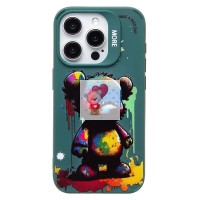 Чехол-накладка для Apple iPhone 15 Pro (медведь) (темно-зеленый) - SC335