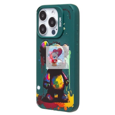 Чехол-накладка для Apple iPhone 15 Pro (медведь) (темно-зеленый) - SC335